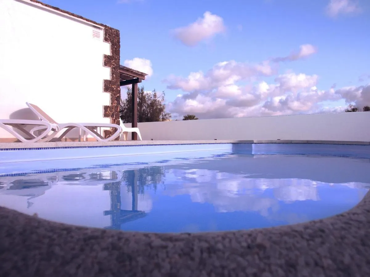 Villa Finca Felix Appartement met Private Pool! Lajares Spanje